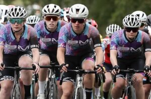 Přečtete si více ze článku Black Magic p/b Tineli – novozélandská cyklistická magie na Gracii Orlová!